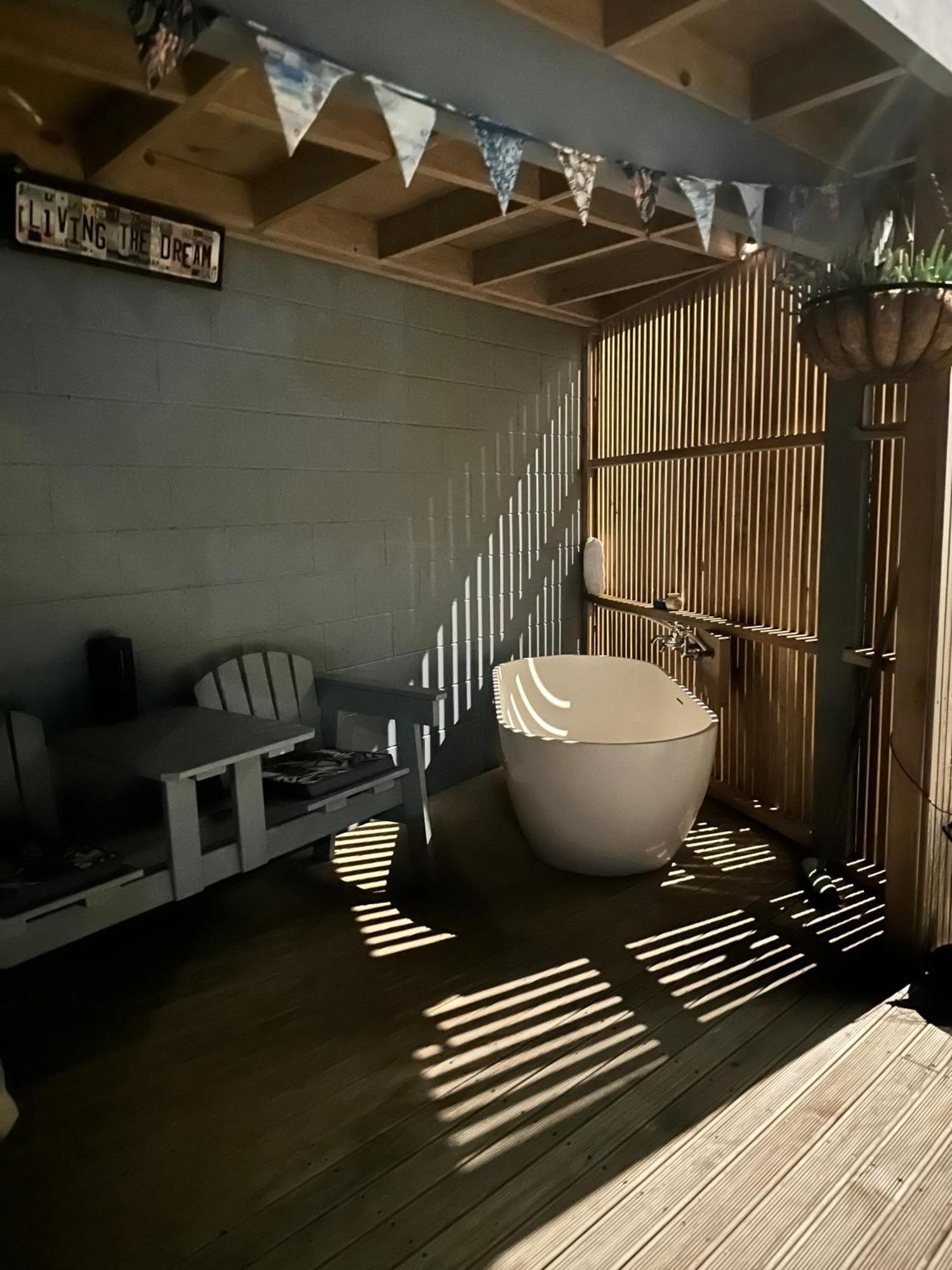 The Seahouse Apartment เคริเคริ ภายนอก รูปภาพ